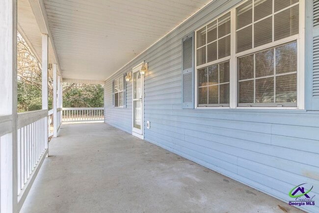 Building Photo - 236 Blue Meadow Cir