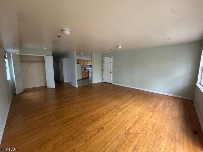 Building Photo - 17 Norfolk St