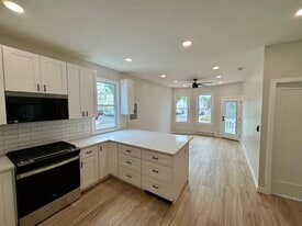 Building Photo - 116 Van Riper Ave
