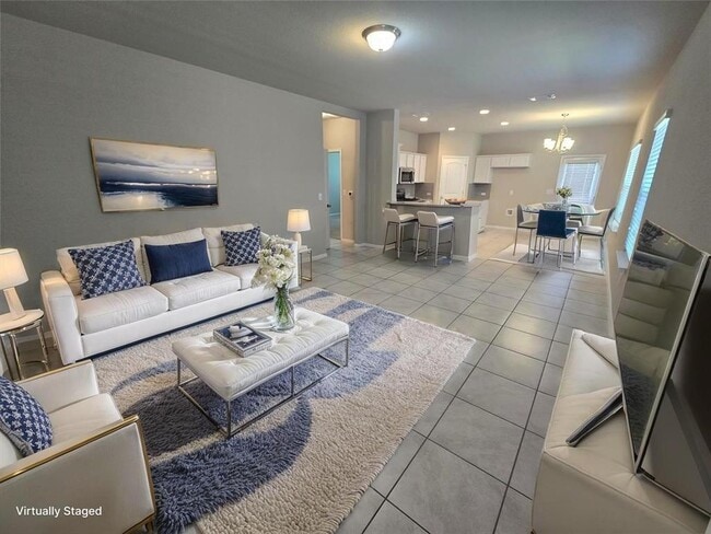 Building Photo - 2013 Langdale Ln