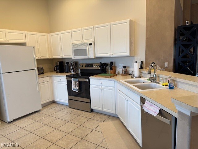 Building Photo - 10111 Colonial Country Club Blvd