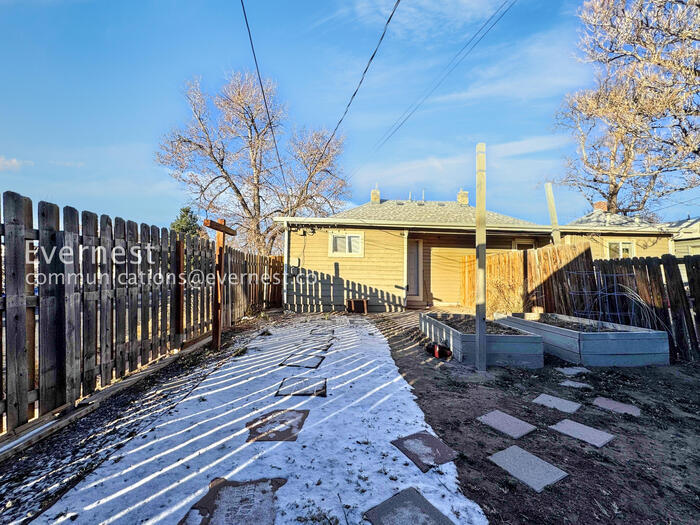 Building Photo - 4902 Meade St