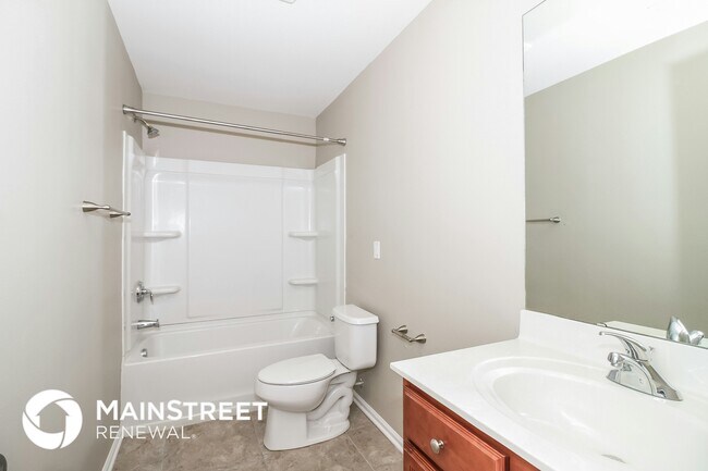Building Photo - 2710 Pine Cove Dr SW