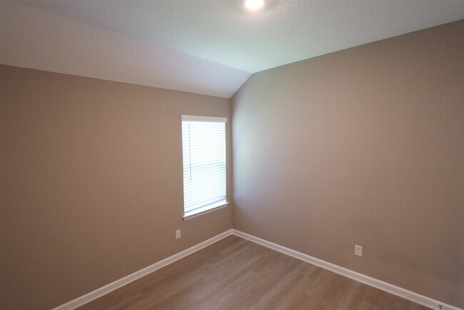 Building Photo - 7211 Songlark Lndg Ct
