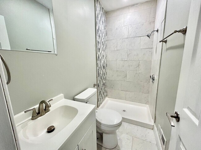 Building Photo - 325 N 62nd St