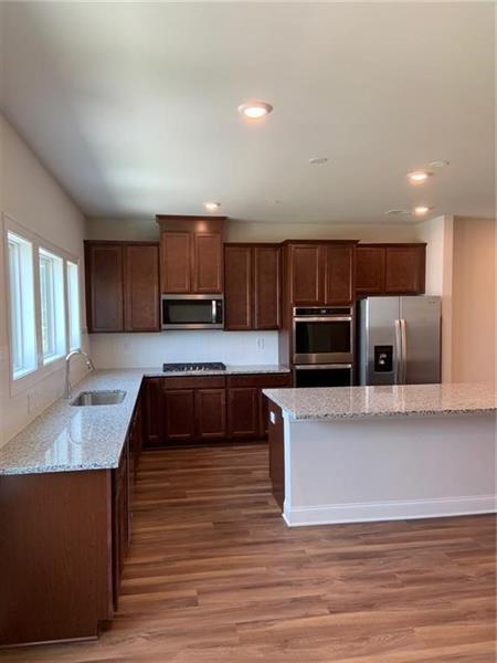 Building Photo - 908 Sweetwater Grove