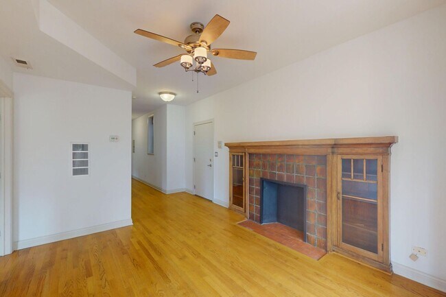 Floorplan - 5401-5409 S. Cottage Grove Avenue