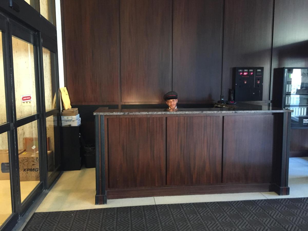 Doorman Station - 1636 N Wells St