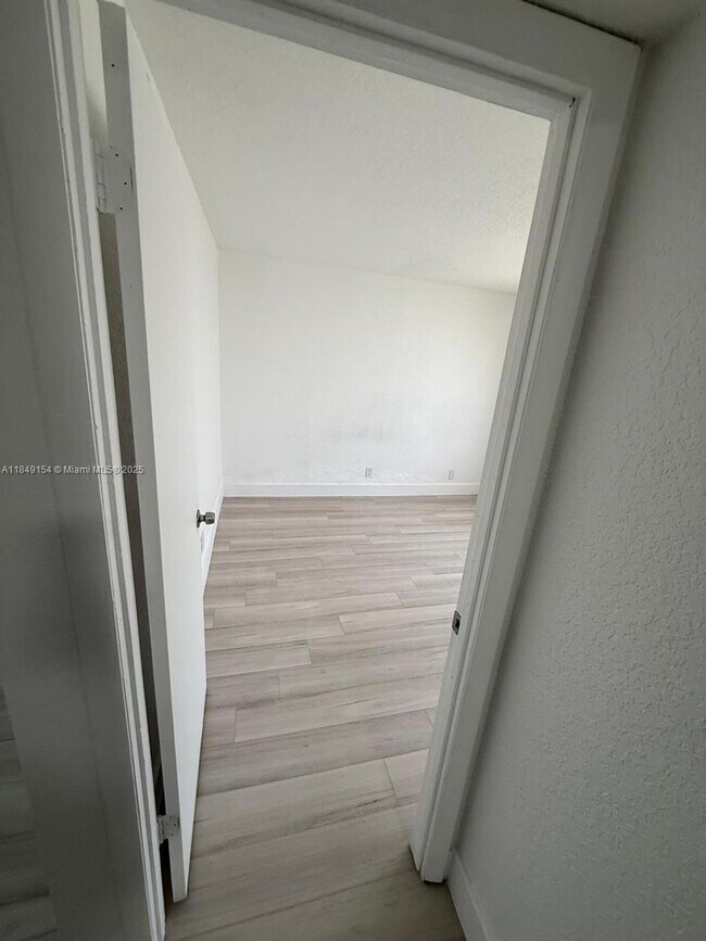 Building Photo - 2655 NW 60th Way