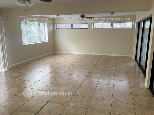 Building Photo - 1827 76th St W