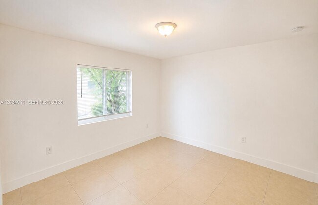 Building Photo - 10595 SW 171st St