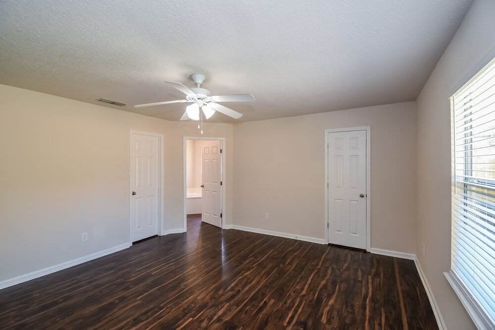Building Photo - 2828 Ravine Hill Dr