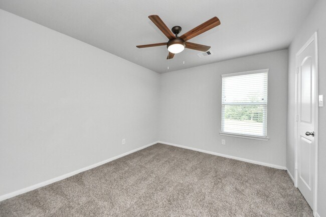 Building Photo - 4111 Fair Country Ln