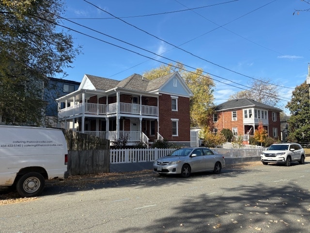 Building Photo - 225 Douglas Ave