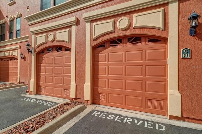 Building Photo - 2749 Via Cipriani