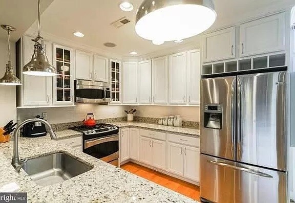 Building Photo - 1526 Upshur St NW