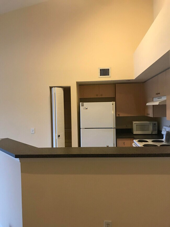 Building Photo - 4180 San Marino Blvd