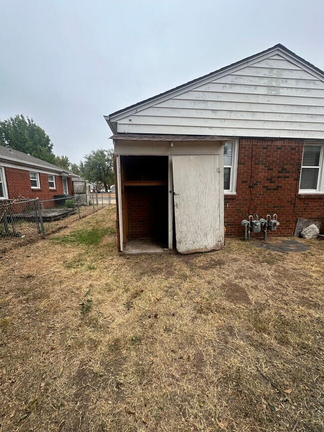 Building Photo - 332 Babb Dr