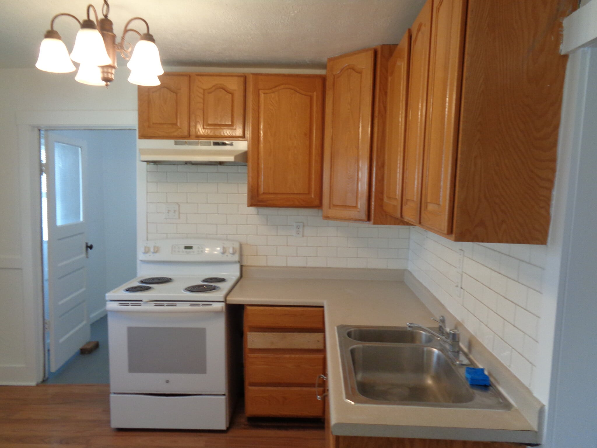 Building Photo - 403 E Emerson Ave