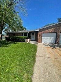 Building Photo - FREE AUGUST RENT!!! FULLY UPDATED 2-bedroom, 1-bath home (with bonus room) in Janesville