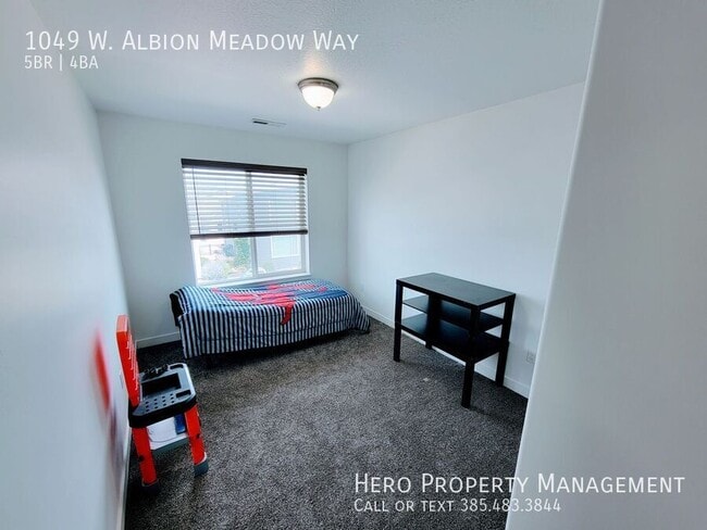 Building Photo - 1049 Albion Meadow Way