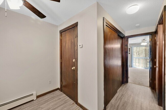 Building Photo - Decisions made easy when it comes to choos...