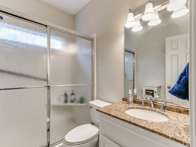 Building Photo - This stunning 4-bedroom, 3.5-bathroom home...