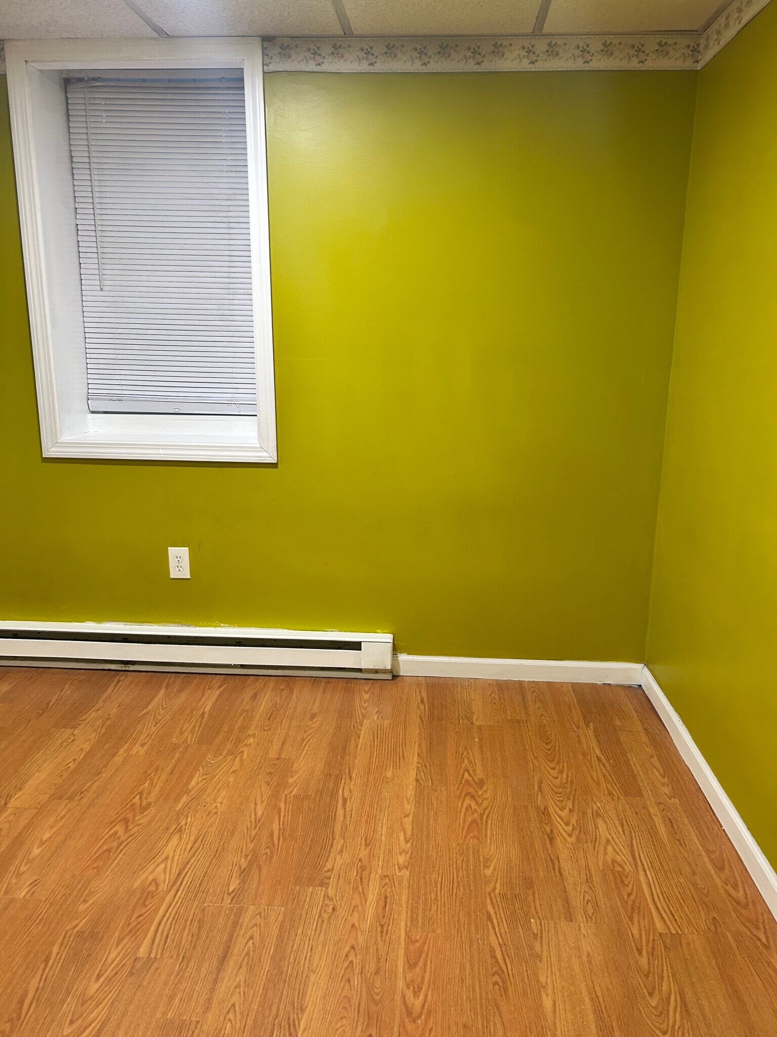 Building Photo - 50 Grand St