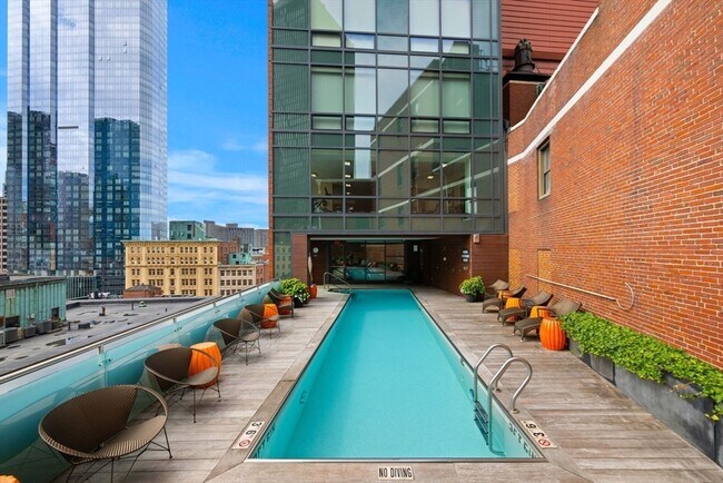 Building Photo - 45 Province St