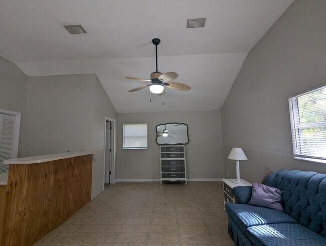Building Photo - Lakefront Living on Little Lake Geneva – Main Home + Private In-Law Suite!