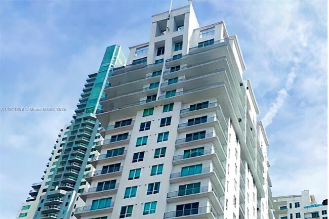 Building Photo - 133 NE 2nd Ave