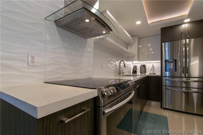 Building Photo - 1151 N Fort Lauderdale Beach Blvd