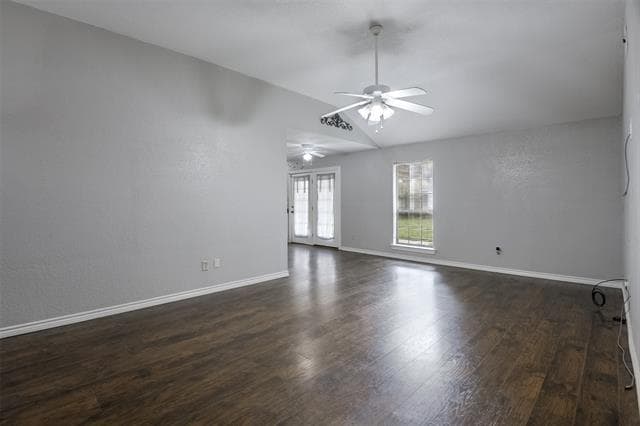 Building Photo - 1601 Arlington Dr