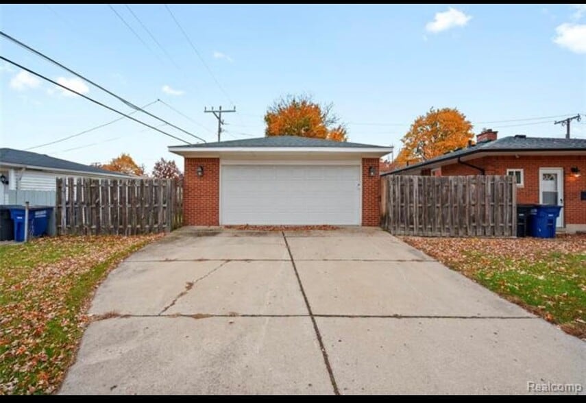 Building Photo - 34423 Tonquish Trail