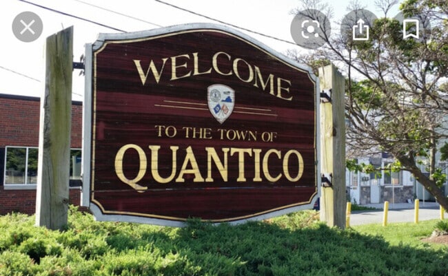 Building Photo - Broadway Apartments