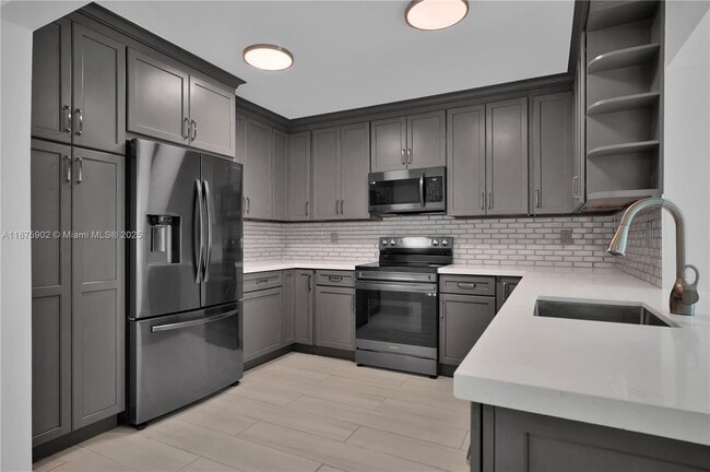 Building Photo - 17144 SW 112th Ct