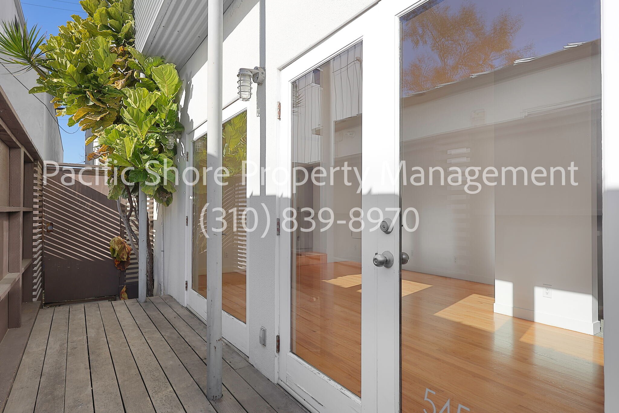 Building Photo - 545 1/2 Rose Ave