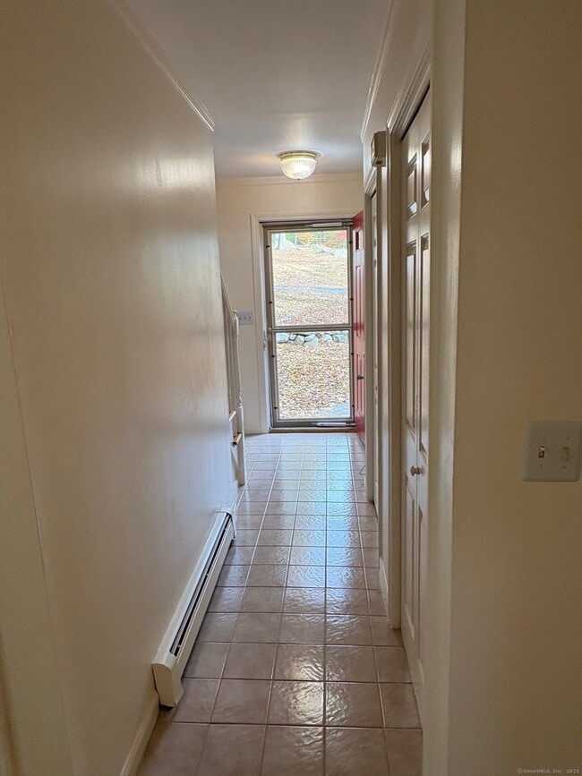 Building Photo - 5 Beaver Dam Trail