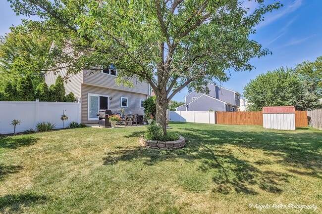 Building Photo - 2155 N Millstone Dr