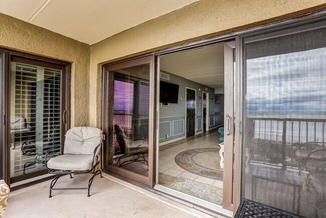 Building Photo - 3215 Jimmy Buffett Mem Hwy