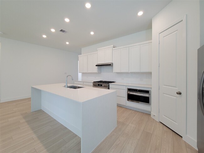 Building Photo - 22282 Junction Peak Dr