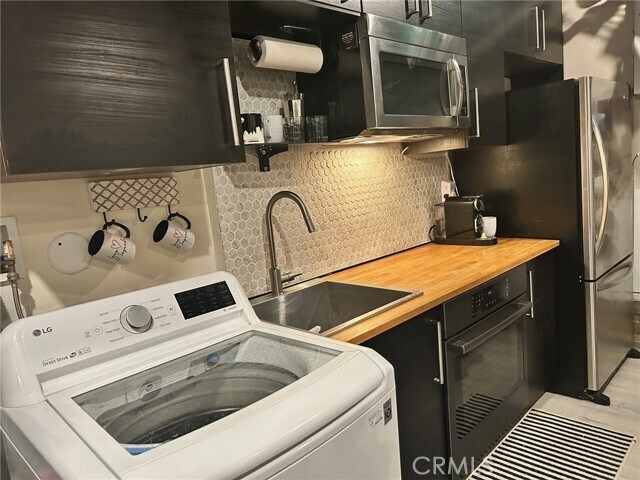 Building Photo - 22620 Marjorie Ave