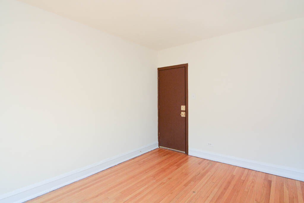 Building Photo - 3300 W Schubert Ave