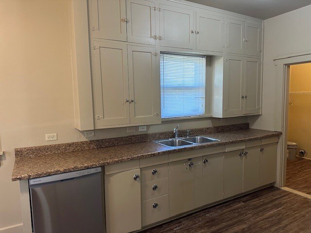 Building Photo - 1221 NW 42nd St