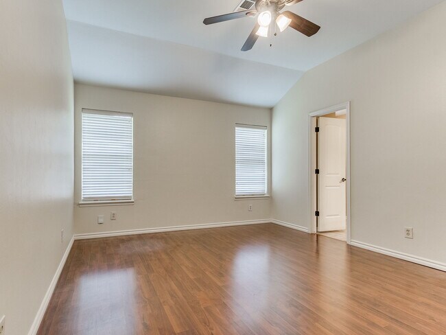 Building Photo - 17320 Sun River Ct