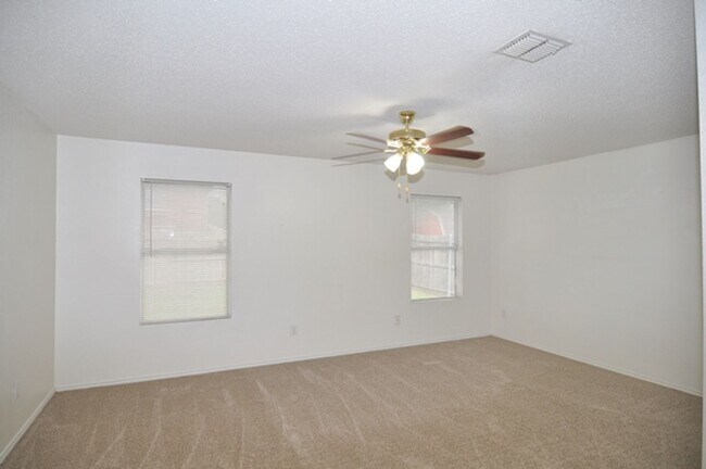Building Photo - Spacious 3-2-2 in Grand Prairie, Mansfield...