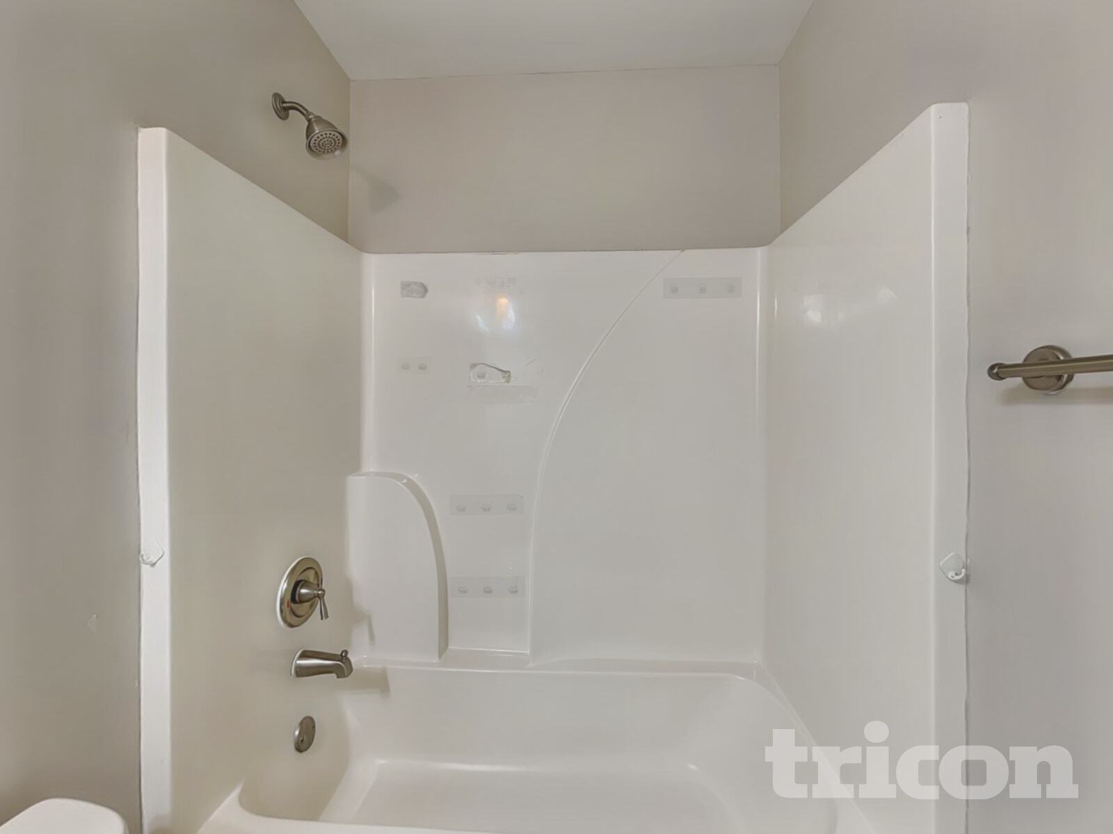 Building Photo - 121 Pristine Dr