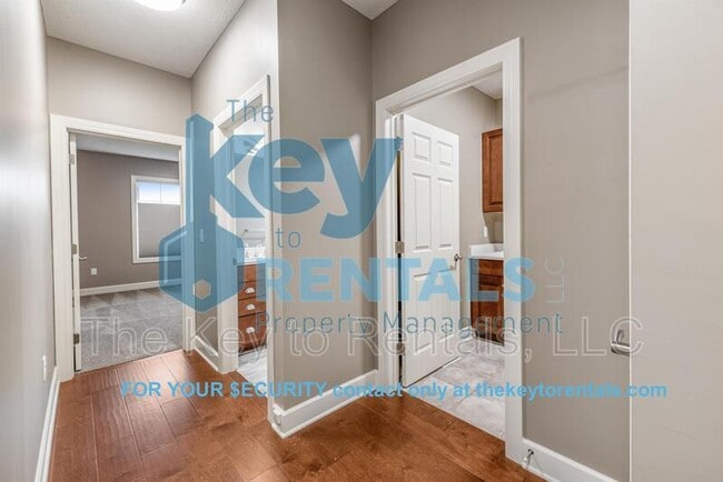 Building Photo - 1352 Creeks Edge Dr