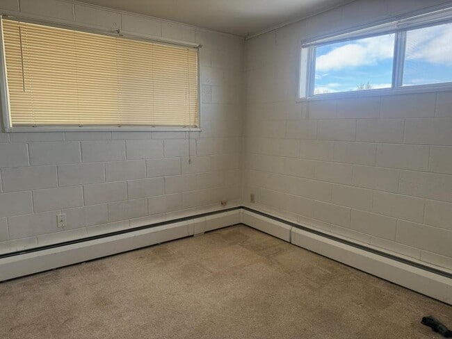 Building Photo - 1767 Oxford Dr