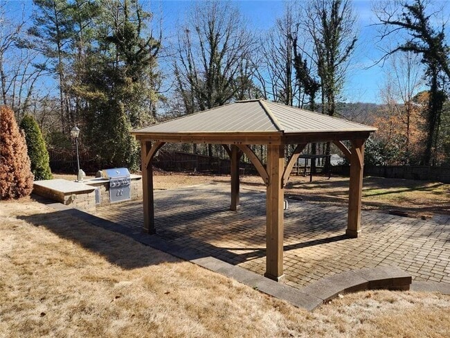 Building Photo - 885 Melody Ln